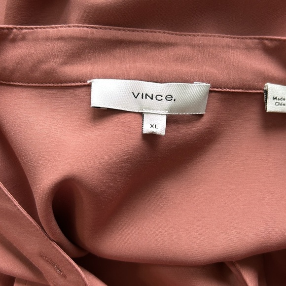VINCE Relaxed Band Collar Blouse Terracota Button Front Satin Pearl Buttons XL - Picture 9 of 13